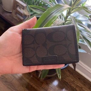 Men’s authentic Coach wallet